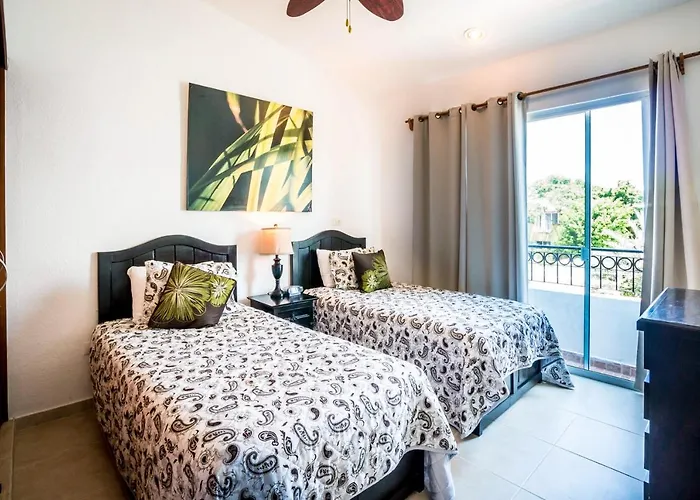 Las Gaviotas Condo